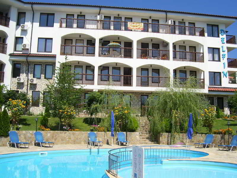 Dolphin Hotel Sveti Vlas Exterior photo